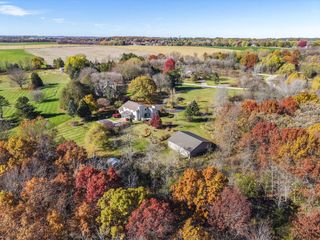 3723 Meadowbrooke CIRCLE, De Forest, WI 53532