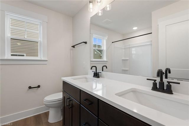 1998 Abbotts Vista Drive, Kernersville, NC 27284