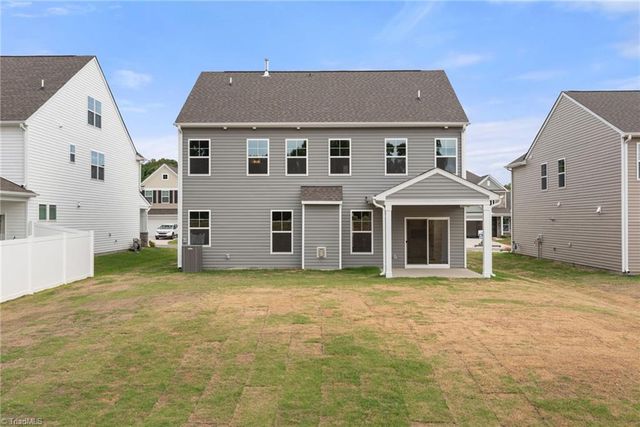 1998 Abbotts Vista Drive, Kernersville, NC 27284