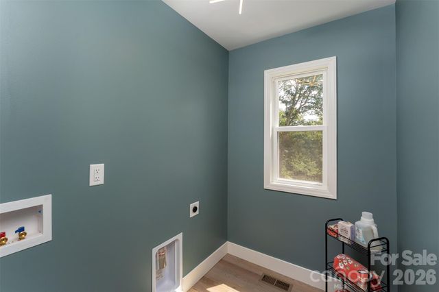 12 Crestfield Avenue, Woodfin, NC 28804
