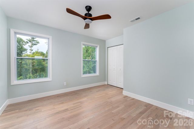 12 Crestfield Avenue, Woodfin, NC 28804