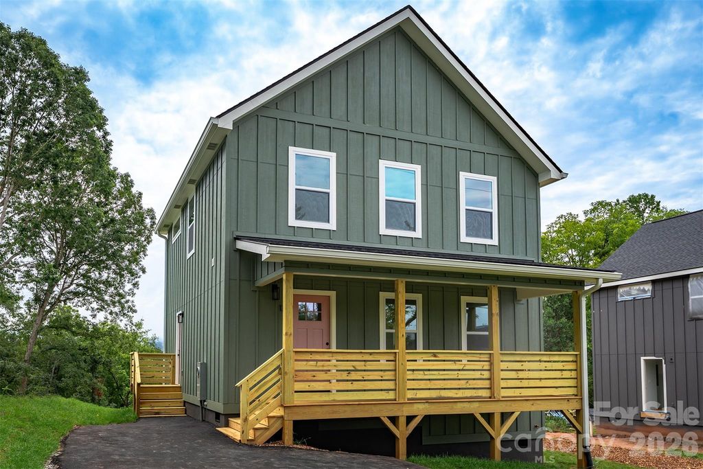 12 Crestfield Avenue, Woodfin, NC 28804