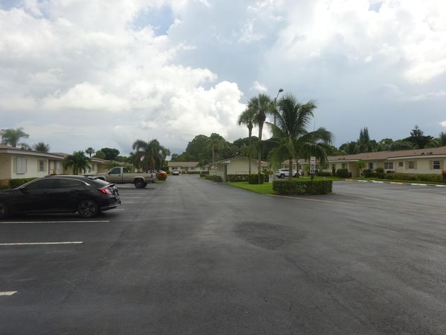 2864 E Crosley Dr Drive E A, West Palm Beach, FL 33415