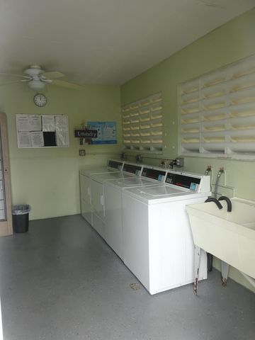 2864 E Crosley Dr Drive E A, West Palm Beach, FL 33415