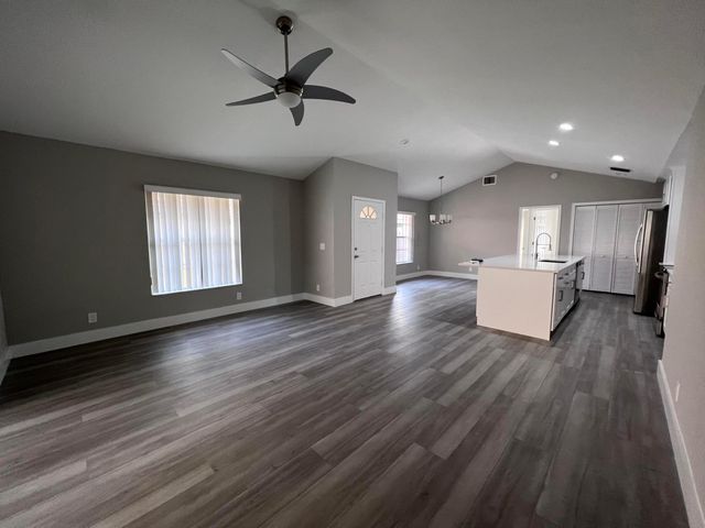 1596 Hawthorne Place, Wellington, FL 33414