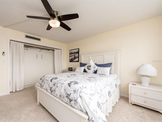675 S GULFVIEW BOULEVARD 902, Clearwater Beach, FL 33767