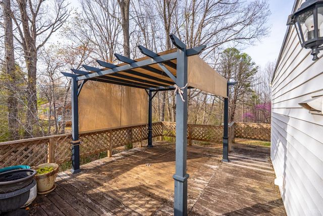 997 Toytown Rd., Amherst, VA 24521