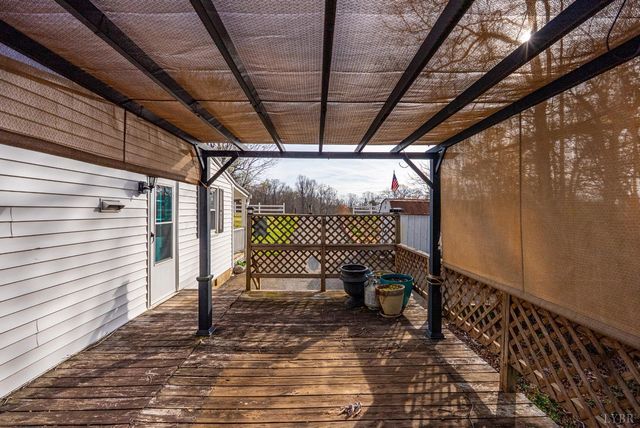 997 Toytown Rd., Amherst, VA 24521