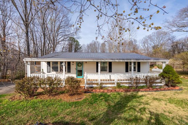 997 Toytown Rd., Amherst, VA 24521