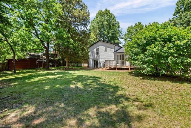 1111 5th Avenue, Lexington, NC 27295
