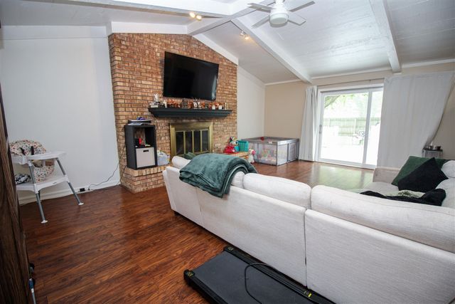 10577 S Sprinkle Road, Vicksburg, MI 49097
