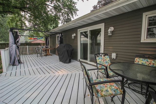 10577 S Sprinkle Road, Vicksburg, MI 49097