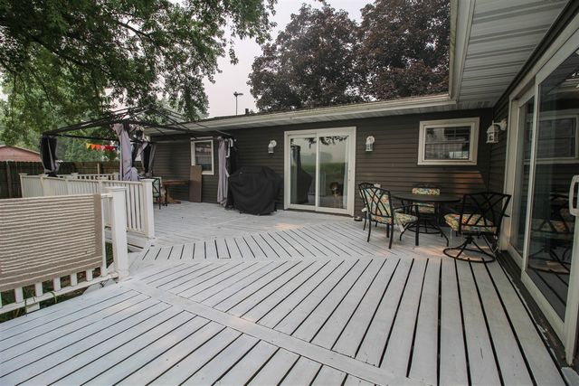 10577 S Sprinkle Road, Vicksburg, MI 49097