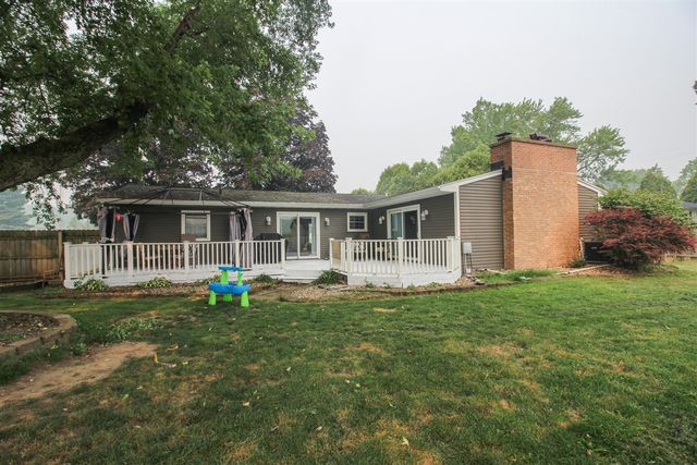 10577 S Sprinkle Road, Vicksburg, MI 49097