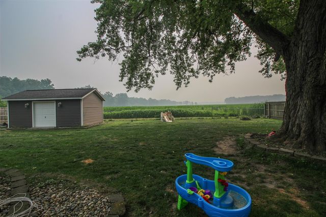 10577 S Sprinkle Road, Vicksburg, MI 49097