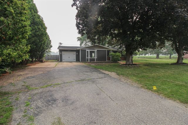10577 S Sprinkle Road, Vicksburg, MI 49097