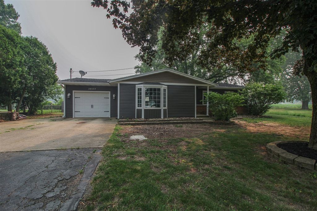 10577 S Sprinkle Road, Vicksburg, MI 49097