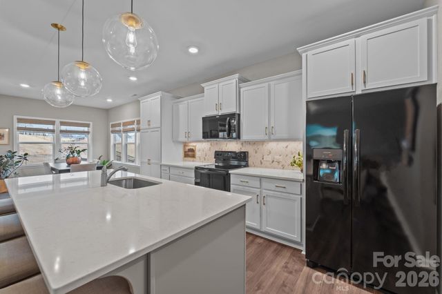 157 Montgomery Place, Mount Gilead, NC 27306