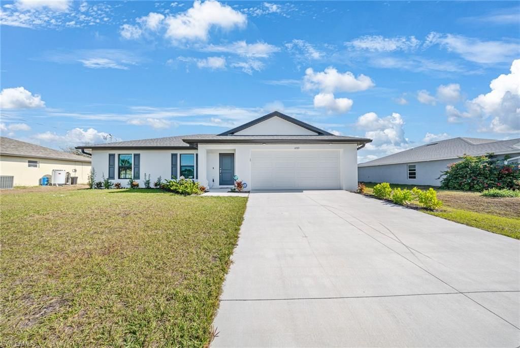 Image 1 of property listing at 4309 NE 8th CT, Cape Coral, FL 33909