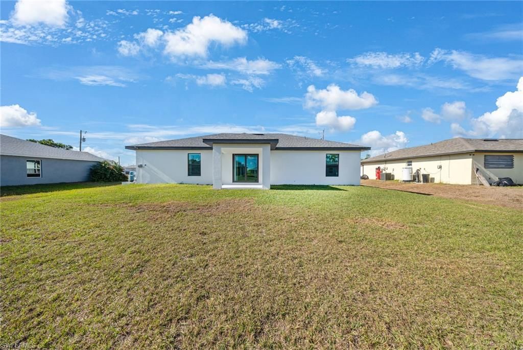Image 21 of property listing at 4309 NE 8th CT, Cape Coral, FL 33909