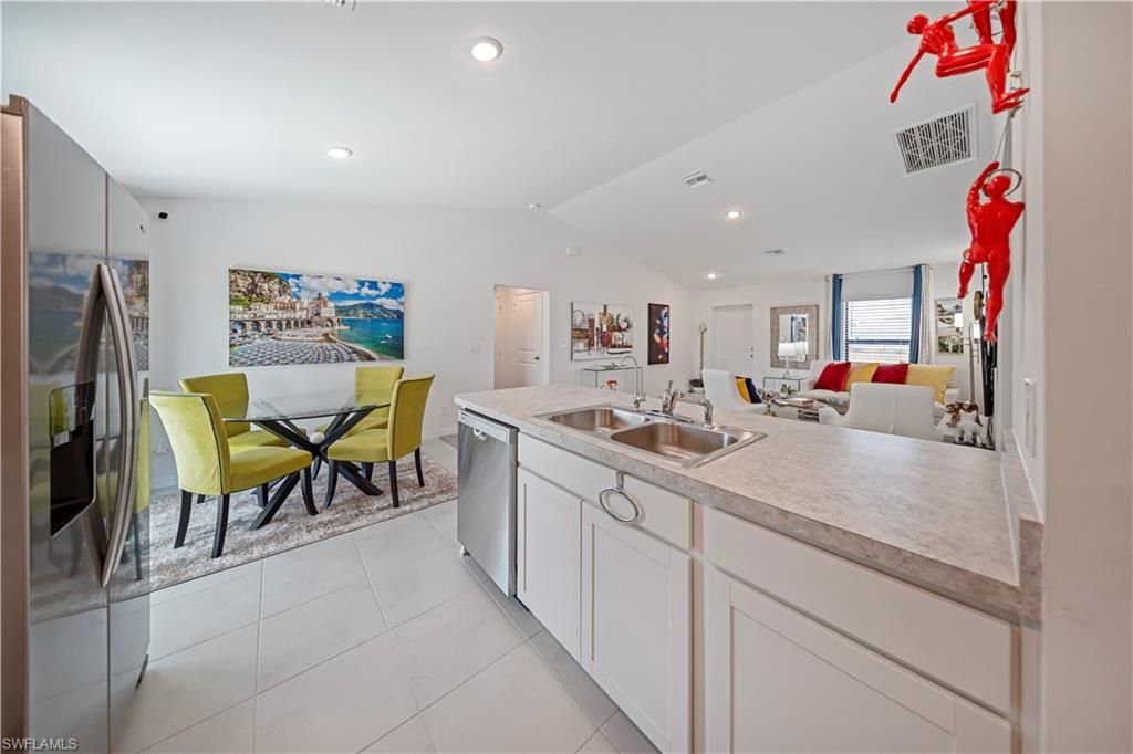 Image 9 of property listing at 4309 NE 8th CT, Cape Coral, FL 33909