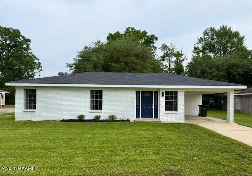 752 J L Drive, Scott, LA 70583