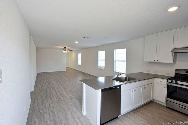 758 TULSA TRL, New Braunfels, TX 78132