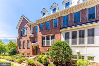 2619 S KENMORE CT, Arlington, VA 22206
