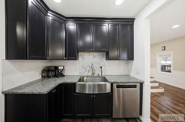 419 4th Street, Idaho Falls, ID 83401