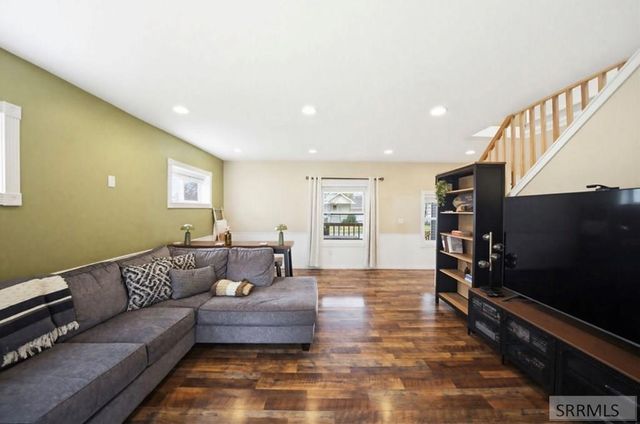 419 4th Street, Idaho Falls, ID 83401