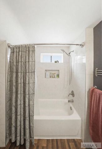 419 4th Street, Idaho Falls, ID 83401