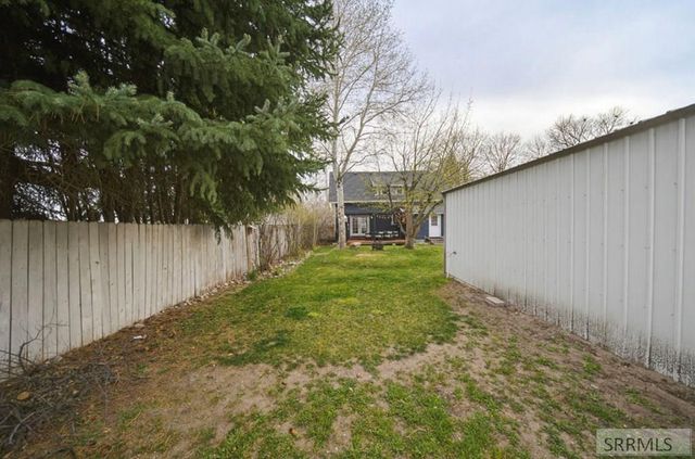 419 4th Street, Idaho Falls, ID 83401