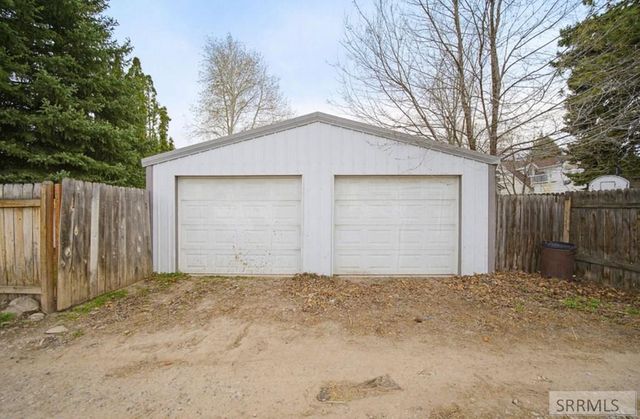 419 4th Street, Idaho Falls, ID 83401