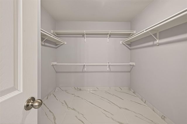 71 N Forrest Avenue, La Porte, TX 77571