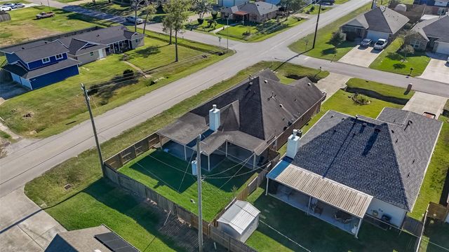 71 N Forrest Avenue, La Porte, TX 77571