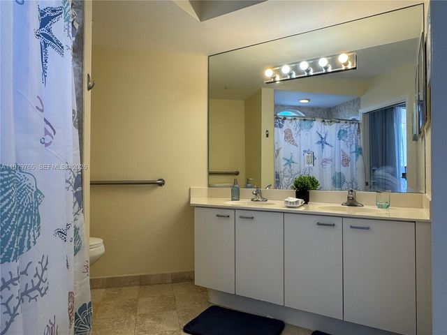 7330 Ocean Ter 8-D, Miami Beach, FL 33141