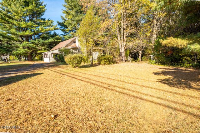 1557 County Highway 107, Perth, NY 12010