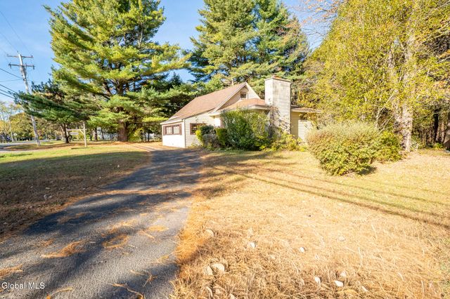 1557 County Highway 107, Perth, NY 12010