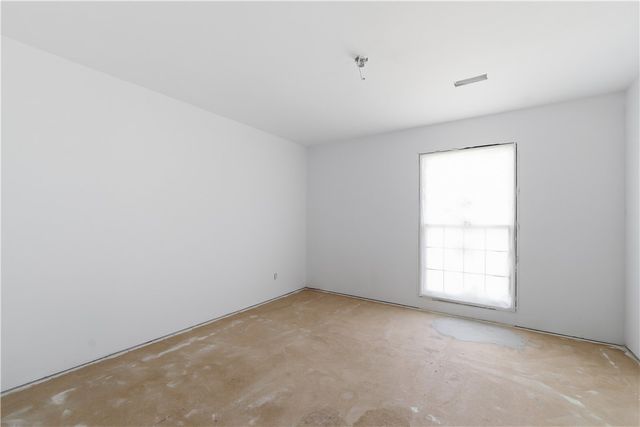 1409 Oaks Manor Drive, Fayetteville, AR 72703