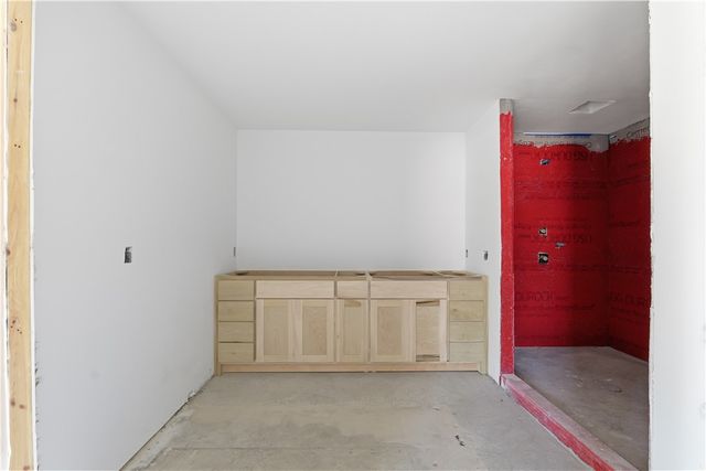 1409 Oaks Manor Drive, Fayetteville, AR 72703