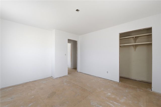 1409 Oaks Manor Drive, Fayetteville, AR 72703