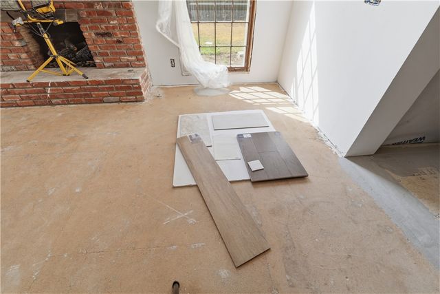 1409 Oaks Manor Drive, Fayetteville, AR 72703