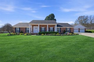 1409 Oaks Manor Drive, Fayetteville, AR 72703