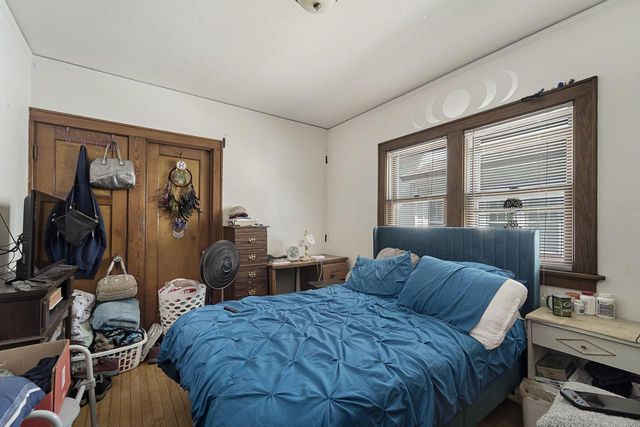 3238 S 7th STREET, Milwaukee, WI 53215