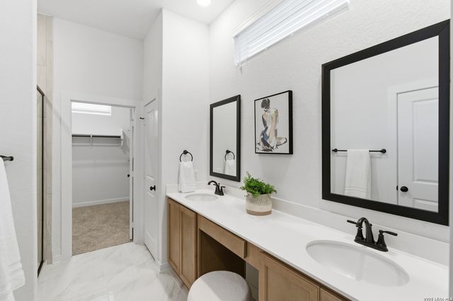 9436 Hidden Stone, Schertz, TX 78154