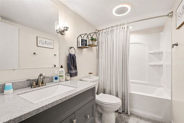 1813 Paddington Road, Kalamazoo, MI 49001