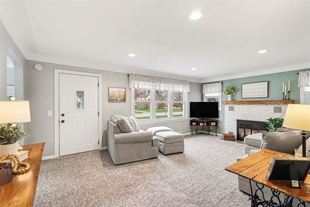 1813 Paddington Road, Kalamazoo, MI 49001