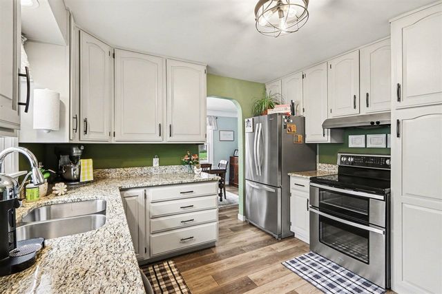 1813 Paddington Road, Kalamazoo, MI 49001