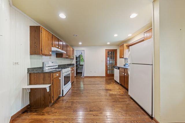 11923 S Laurie Avenue, Palos Park, IL 60464