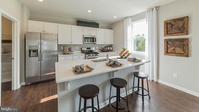 133 MALIBU DR, Egg Harbor Township, NJ 08234